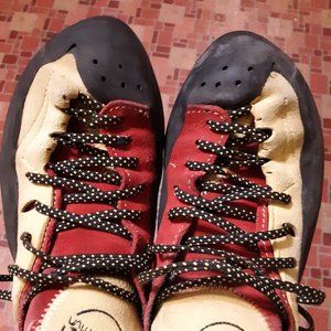 La Sportiva Testarossa 39 Climbing Shoe